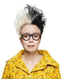 Agatha + Orlan Self-hybridation — Águeda Isabel Ruiz De La Prada Y Sentmenat